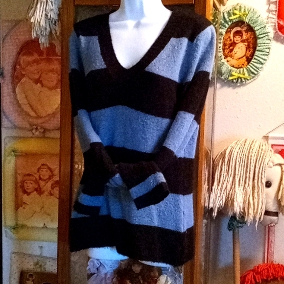 BIG,SUPER SOFT,Vintage 90s Black & Blue Striped Sweater with Sexy Deep"V" Neck - Picture 1 of 8